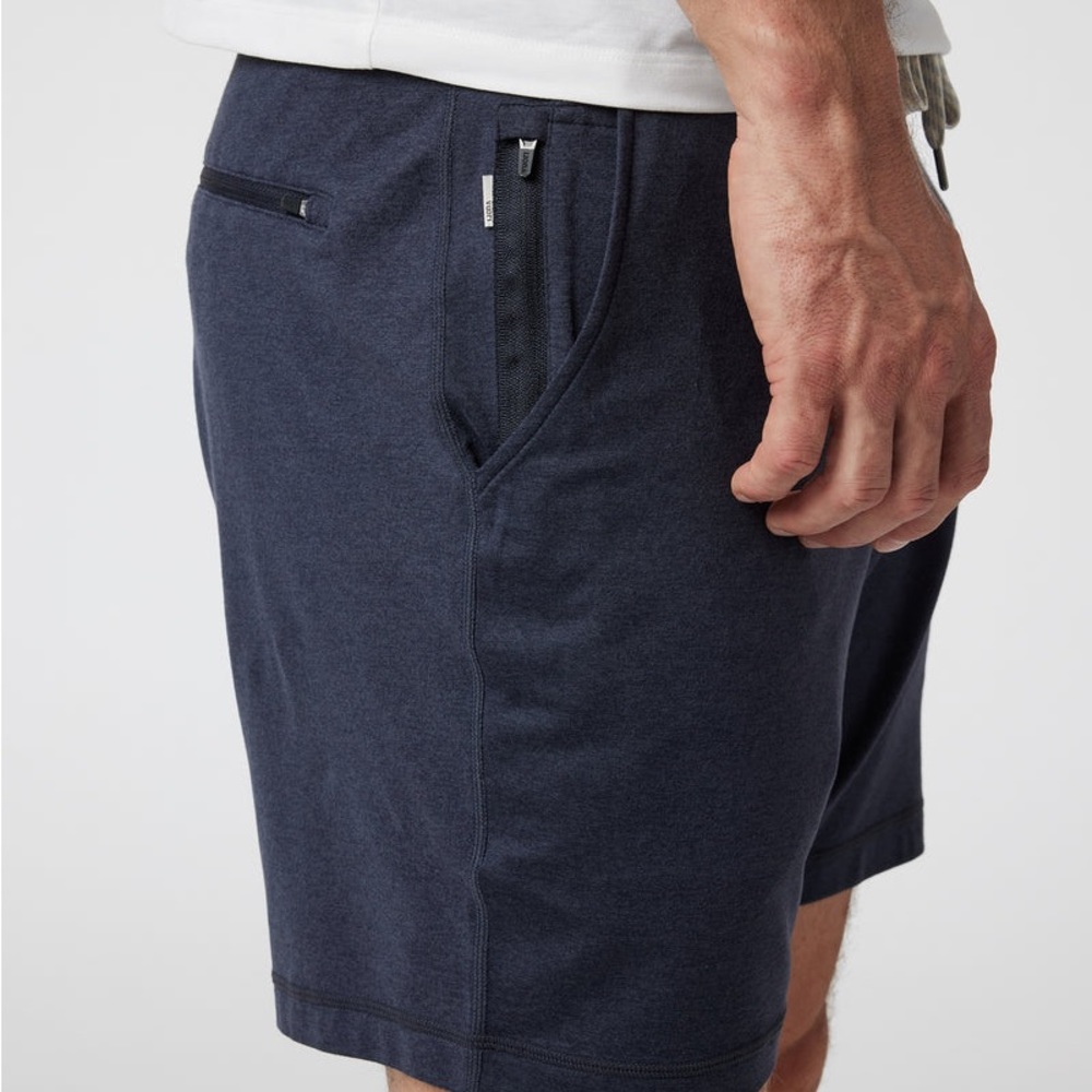 Vuori ponto dream knit shorts blue men’s small. NWOT - Picture 6 of 6